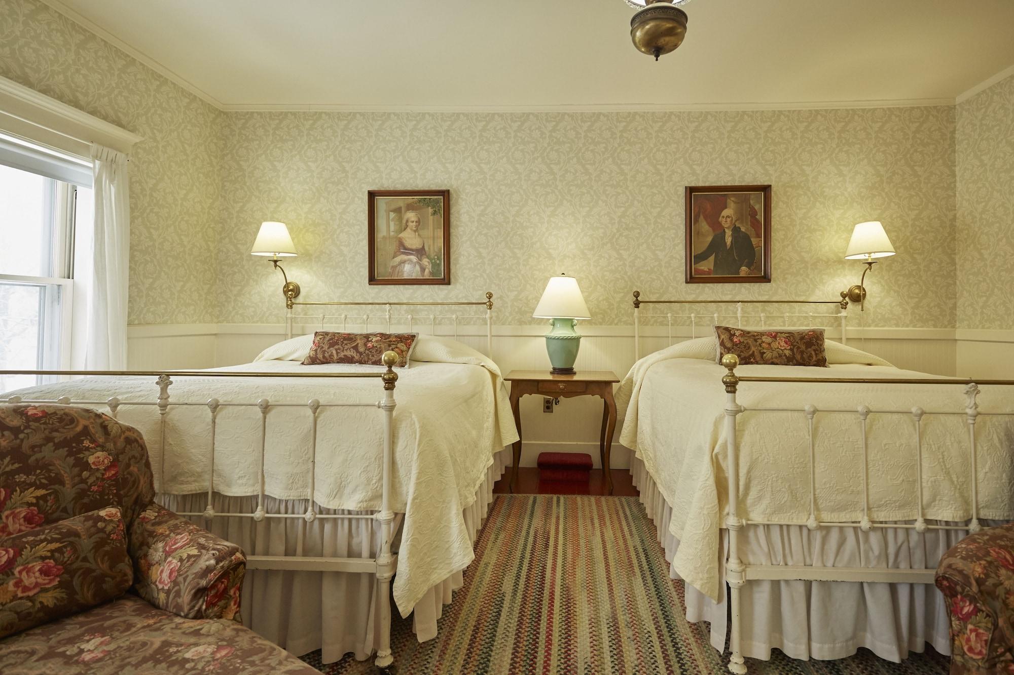 The Red Lion Inn Stockbridge Esterno foto