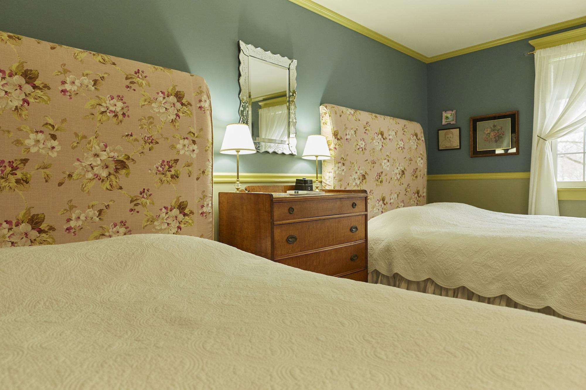 The Red Lion Inn Stockbridge Esterno foto