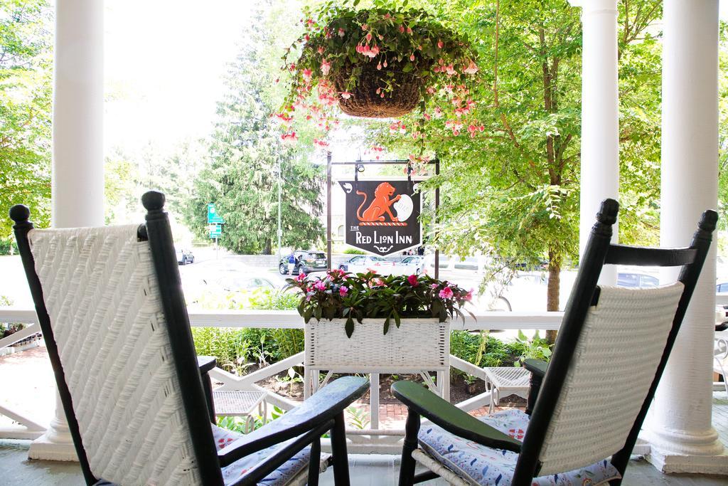 The Red Lion Inn Stockbridge Esterno foto