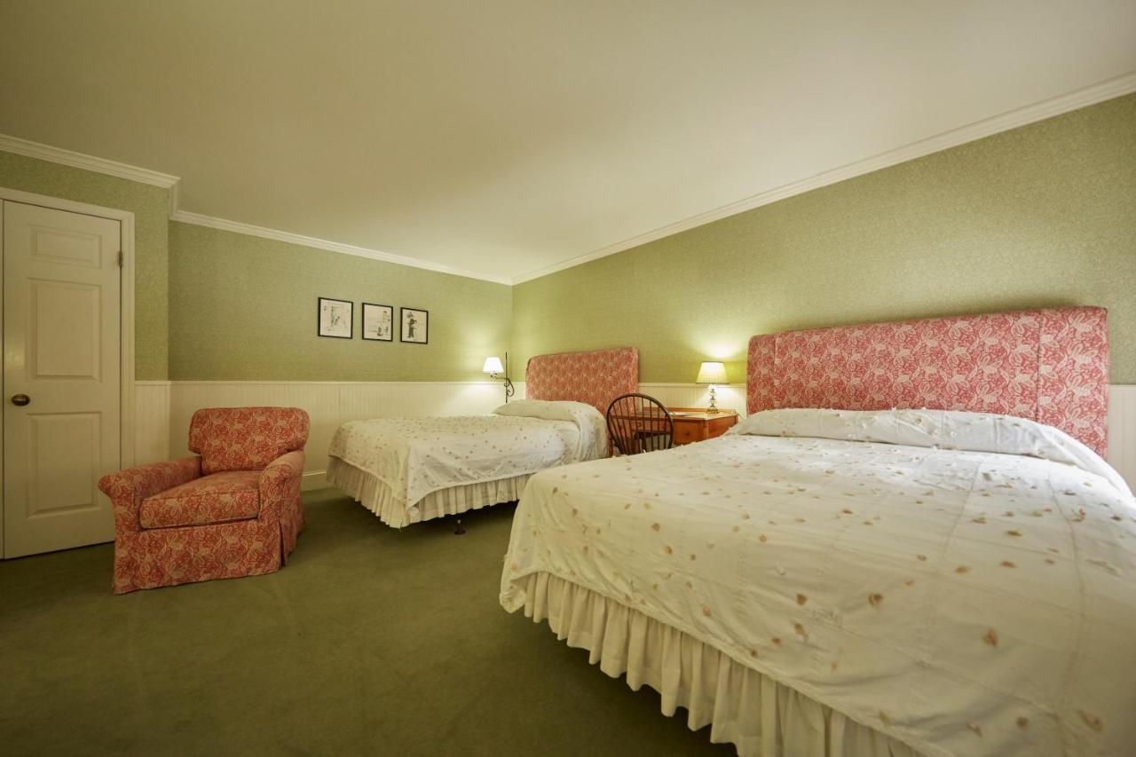 The Red Lion Inn Stockbridge Esterno foto